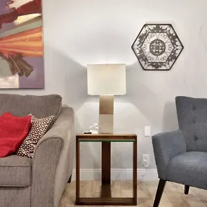 Apartment Modern Old Town 1 Bedroom, Scottsdale