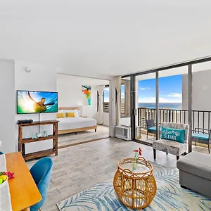 1br With Great Ocean Views, 1 Block To Waikiki Apartment Honolulu